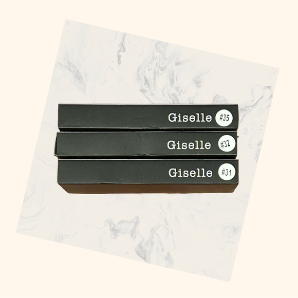 HUDA BEAUTY LASH BUNDLE! 3 Sets of Different Style GISELLE Lashes! - Picture 3 of 13